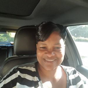 Meet your Posher, Waynette